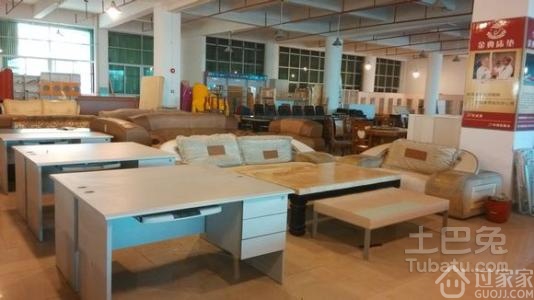 貨源告急 舊貨回收店的收貨窘境與市場連鎖反應